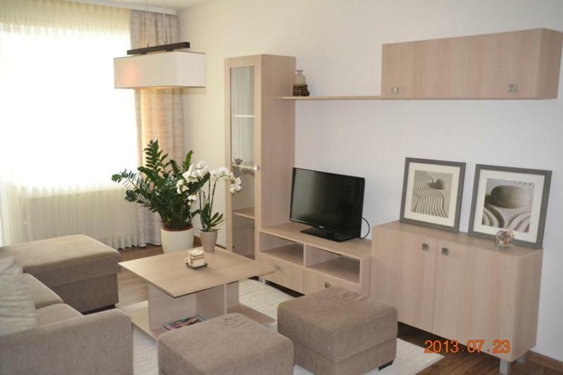 Apartamentai Dainu Šiauliai Esterno foto
